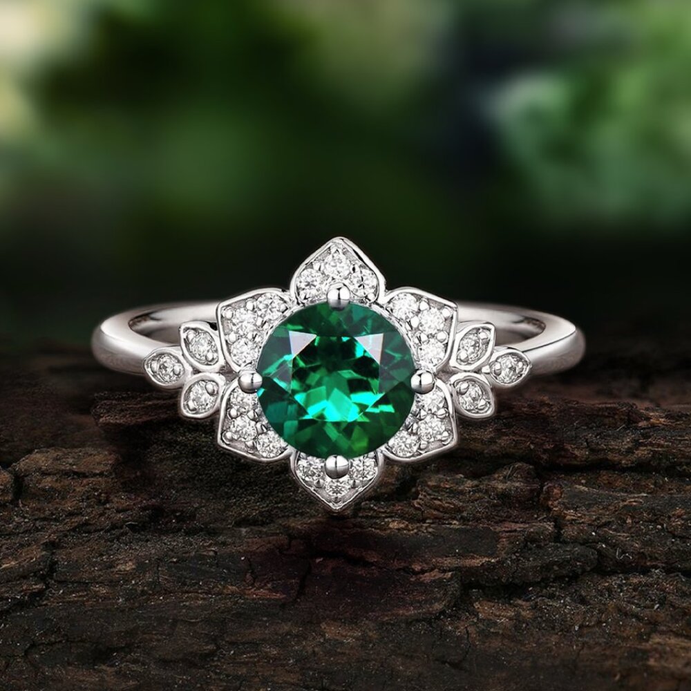 Vintage Style Floral ring - Emerald Green, Art Deco Flower Ring May Birthstone